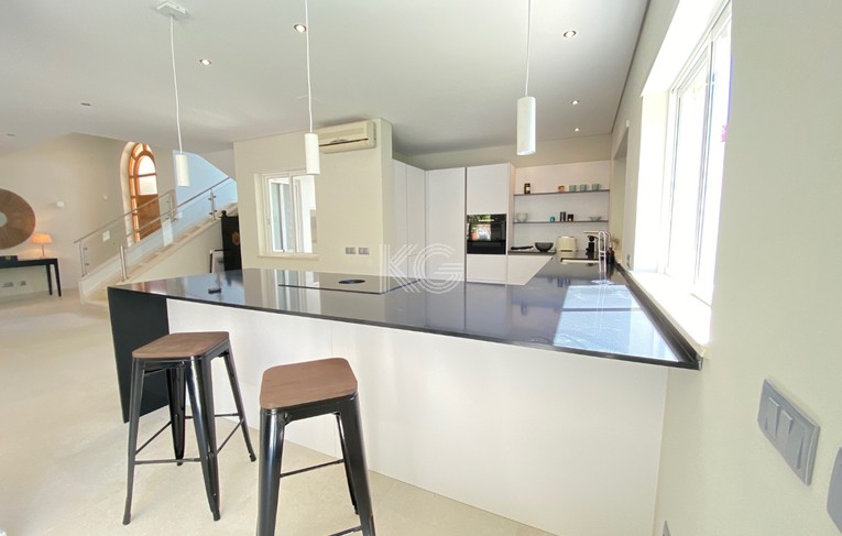 Spacious 3 Bedroom Villa